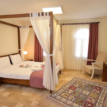 Blanche Hotel