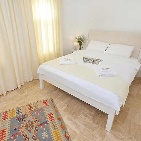 Blanche Hotel
